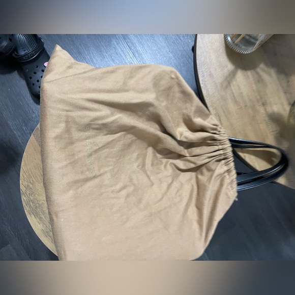 Burberry Reversible leather tote - Picture 2 of 7